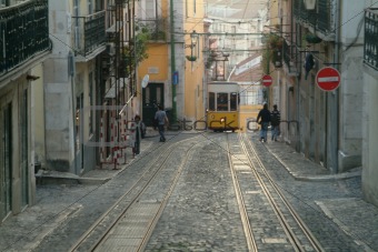 tranway in lisbon