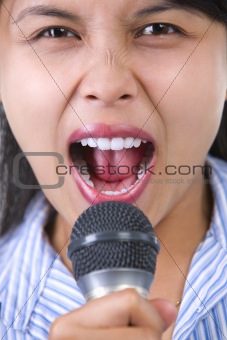 Shouting with microphone