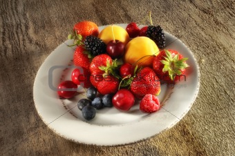 Platte with fresh fruits
