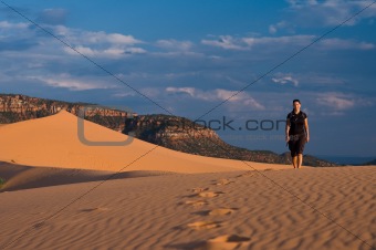 Hiking Coral Pink Sand Dunes 