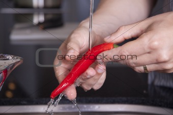 Cleaning a chili