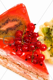 cake with currant