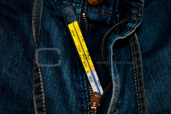 Crotch measurement with thermometer