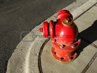 Round fire hydrant