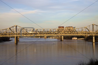 Bridge between Ohio and Kentucky 