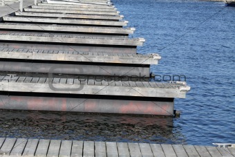 (8739) Boat docks (empty)