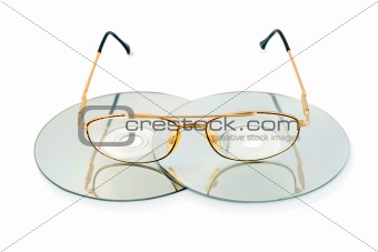 glasses in cd disk