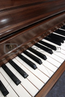 Closeup of diagonal picture of a piano