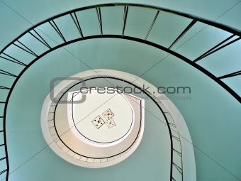 Spiral stairway �