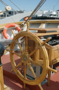 Steering wheel of the ship