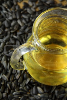 vegetable oil from sunflower seeds