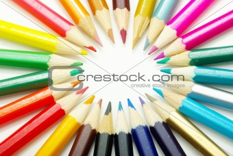  coloured pencils 