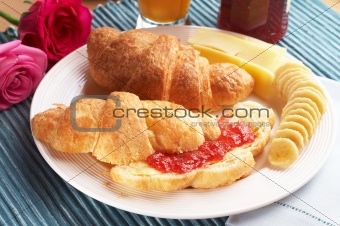 Croissant with cheese