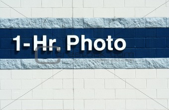 One hour photo sign