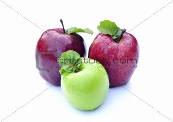 green and red apples