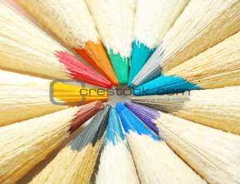  coloured pencils  