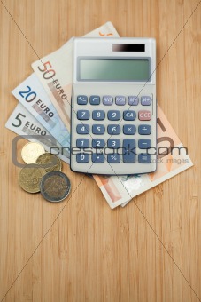 Money and pocket calculator