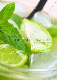 Refreshing Drink with Mint, Lime and Ice