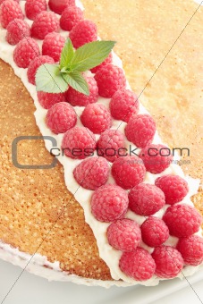 cake with  raspberries