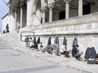 Istanbul - Washing feet before mosque