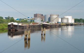freighters and oil tanks