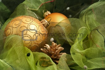 Christmas Ornaments / green & gold