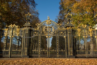 buckingham palace gate