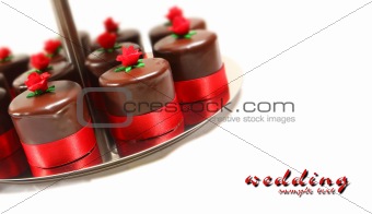 red cakes