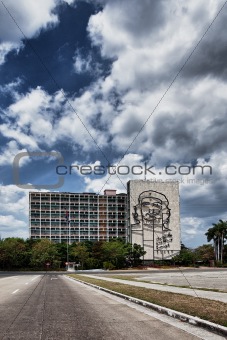 Facade with Che Guevara relief