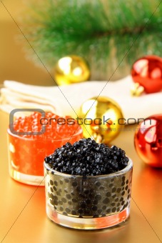red and black caviar in glass jars