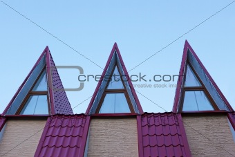 Roof with metal tile 