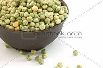 Green pea in a bowl