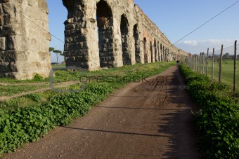 Aqueduct  (Aqua Claudia) in the Parco degli Acquedotti (Rome).