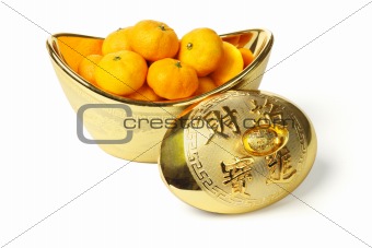 Mandarin oranges in gold ingot 