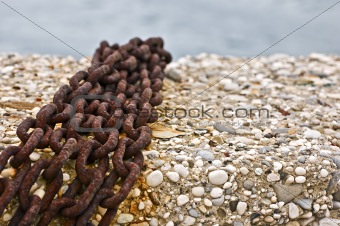 Chains on the pier
