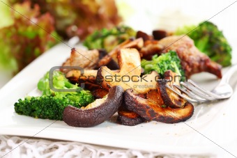 Roasted pork meat with shiitake mushrooms