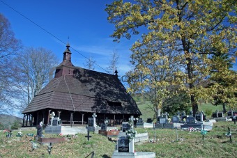 wooden church in Topola