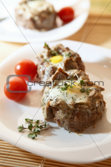 Eggs in the minced meat
