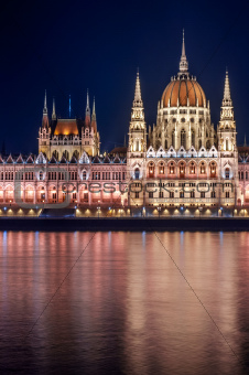 Photo of the Hungarian parliament