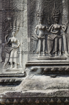 cambodia ancient khmer temple stone carvings angkor wat 