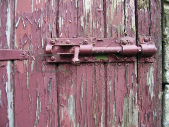 bolt on corroded door