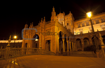 beautiful Plaza de Espana at night