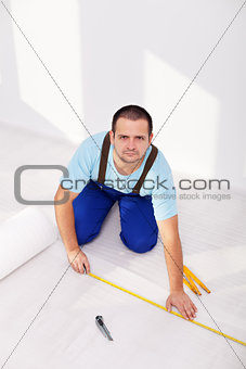 Laying laminate flooring - the insulation layer