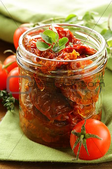 sun-dried tomatoes with herbs and olive oil