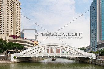 White Elgin Bridge and the Singapore River 