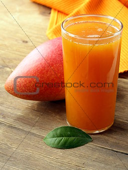 fresh mango juice and mango fruit