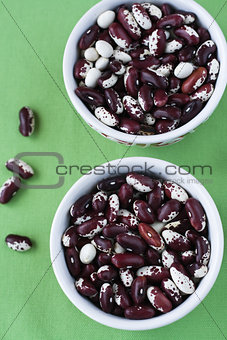 Two national oriental bowls with red and white beans