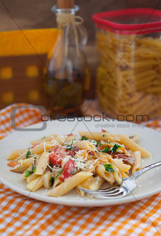 Pasta peperonata - pasta with bell pepper