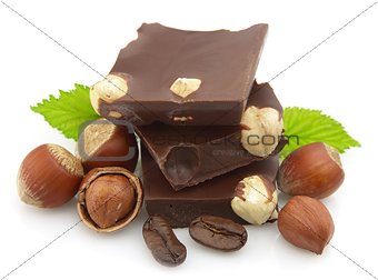 chocolate with nuts 