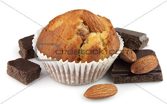 Cake with almonds
